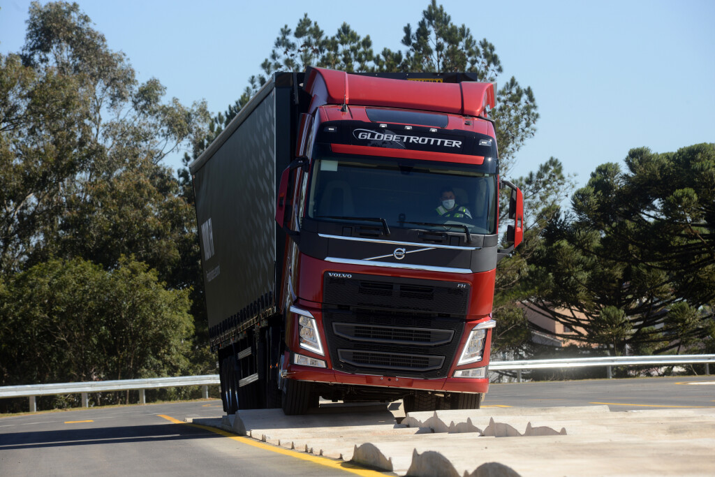Volvo Trucks amplió su centro de pruebas