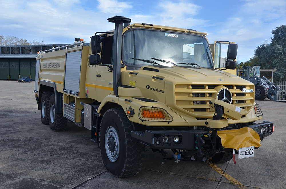 Mercedes-Benz equipó y capacitó a la FAA