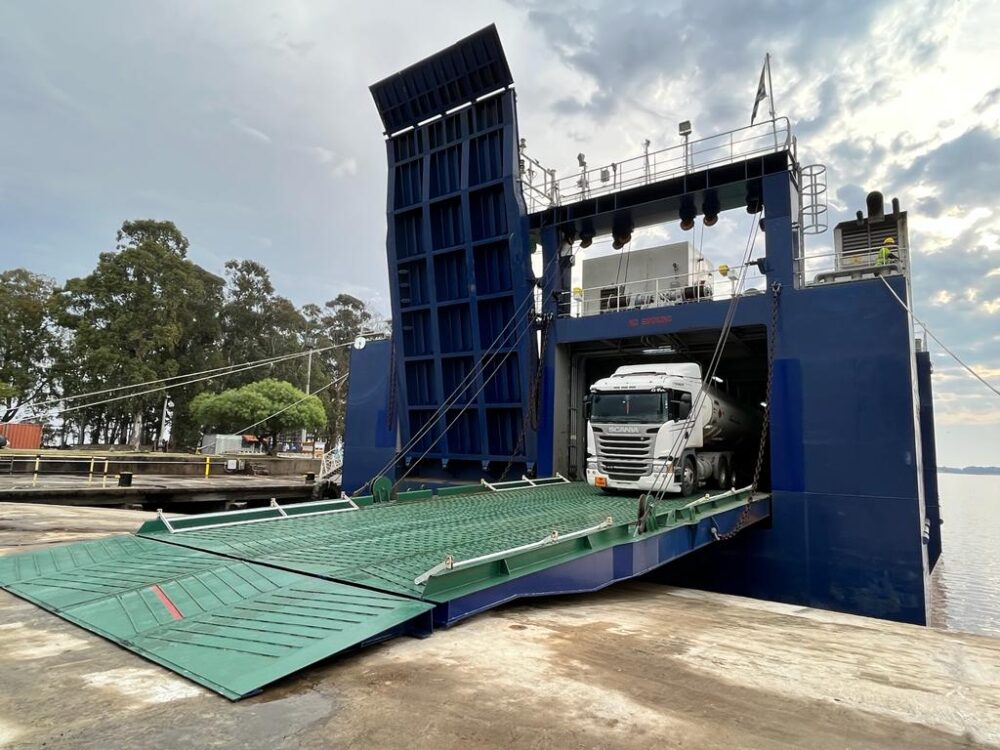 El nuevo puente fluvial Argentina Uruguay