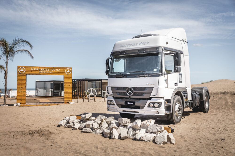 Mercedes-Benz-Camiones-y-Buses-invita-a-su-exclusica-casa-de-playa