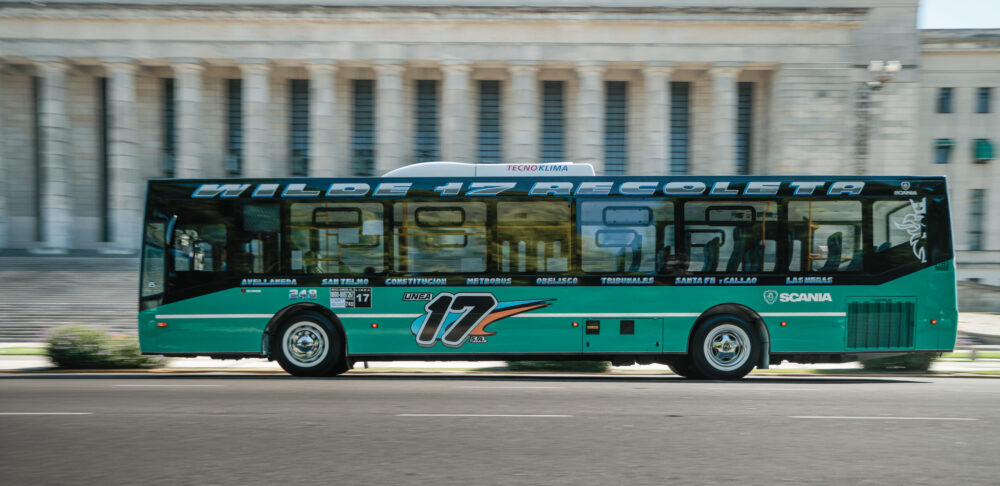 La-línea-17-suma-buses-Scania