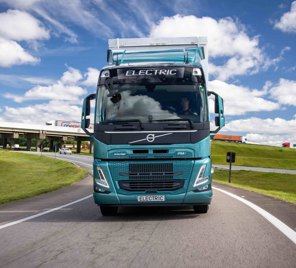 Volvo-Trucks-inició-las-pruebas-en-Brasil