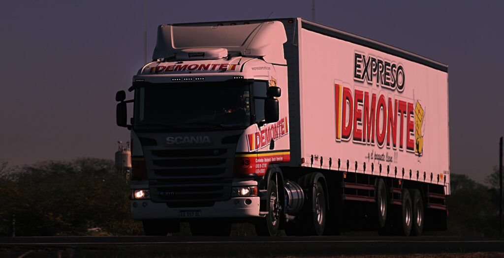 Expreso-Demonte-convoca-conductores