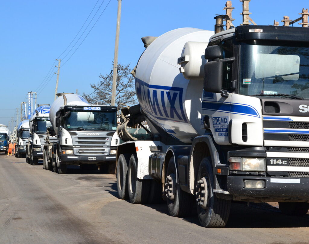 ENCAMIX-solicita-choferes-de-bateas