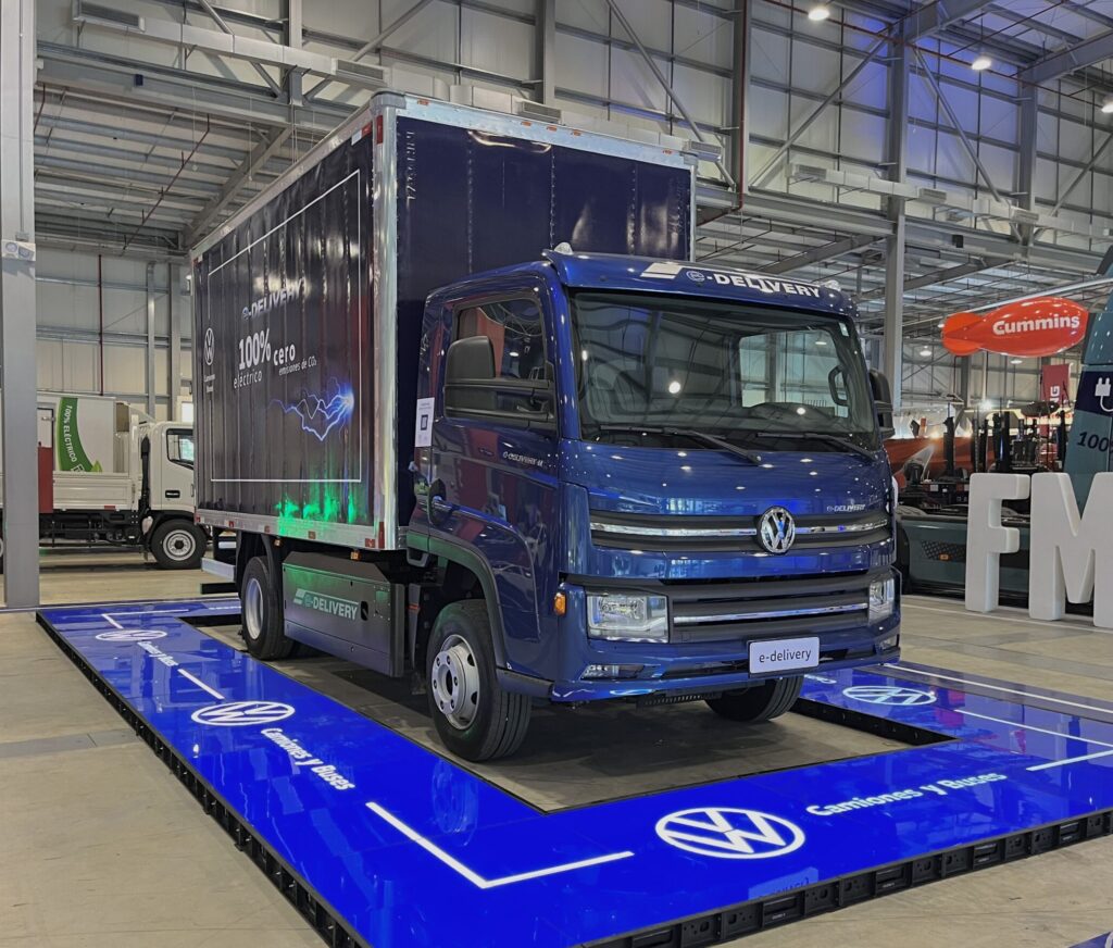 Llegó-al-Uruguay-el-Delivery-Eléctrico