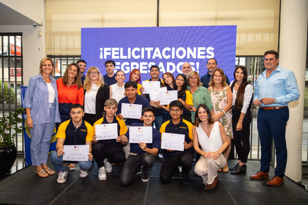 Goodyear-sigue-formando-profesionales