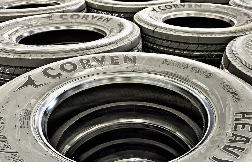 CORVEN-Neumáticos-para-el-segmento-pesado