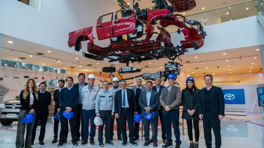 YPF-y-Toyota-profundizan-su-alianza-estratégica