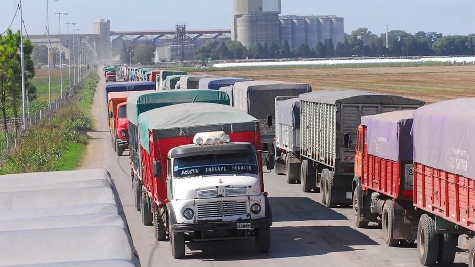 Acopiadores-Exige-eliminar-las-tasas-en-los-puertos