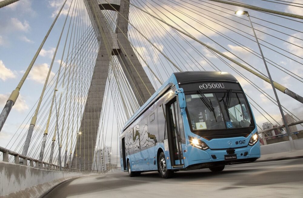 mb-camiones-y-buses-presento-su-bus-electrico