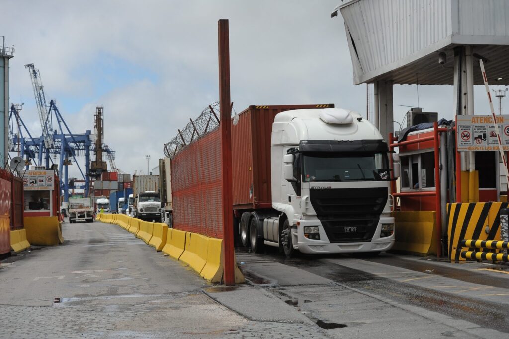 Con-menos-trabajo-los-aumentos-no-ceden