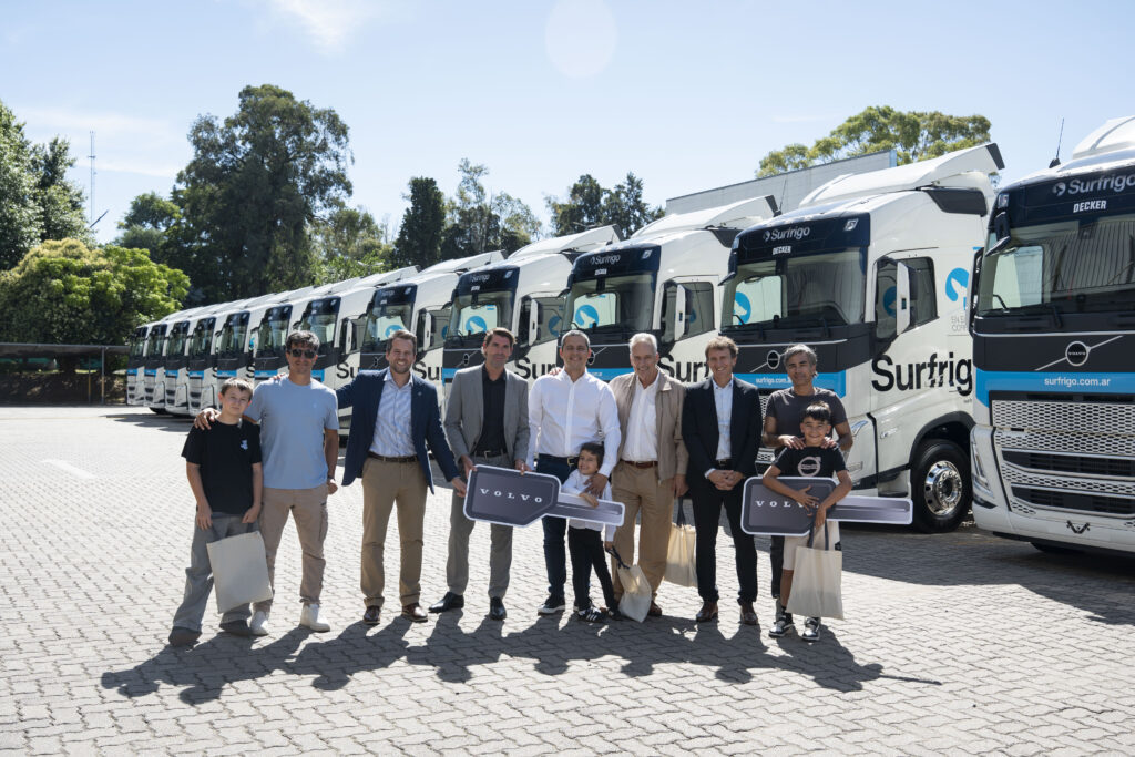Volvo-Trucks-equipa-a-Surfrigo