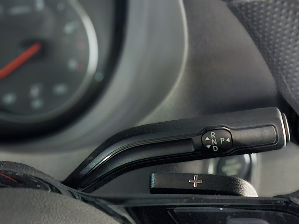 Mercedes-Benz-ya-produce-la-Sprinter-automática