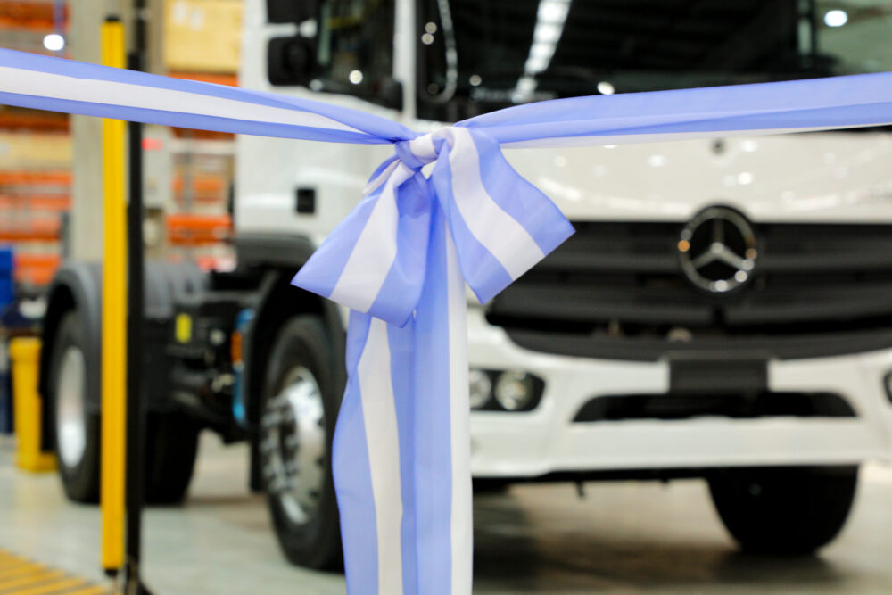 https://autotransporte.com.ar/nuevo-hogar-para-mercedes-benz-camiones-y-buses/↗