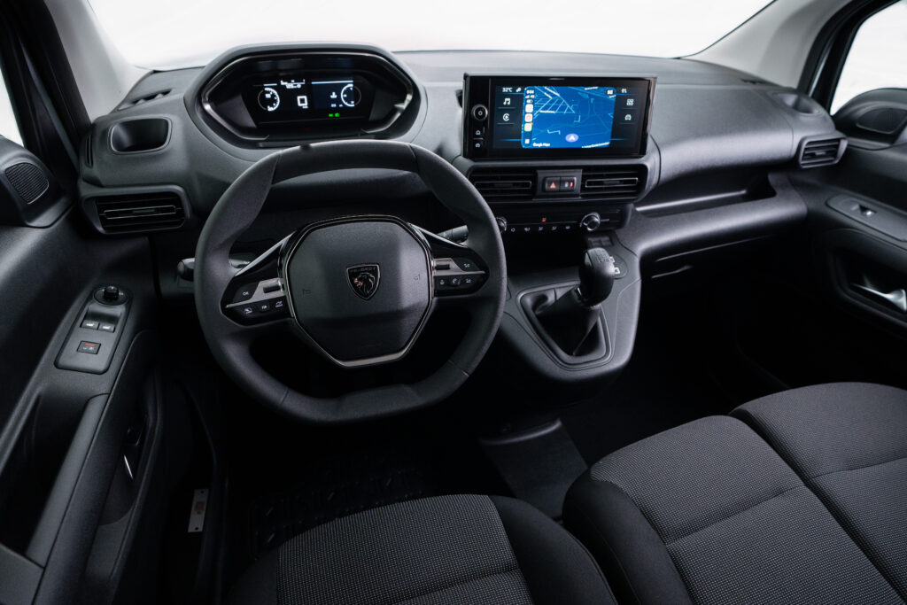 https://autotransporte.com.ar/nueva-generacion-de-partner-y-berlingo/