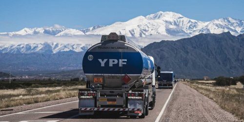 YPF-presentó-sus-servicios-al-transporte