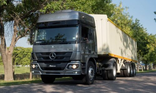Récord-para-Mercedes-Benz-Camiones-y-Buses