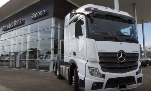 Mercedes-Benz-Simone-Servicios-y-medioambiente