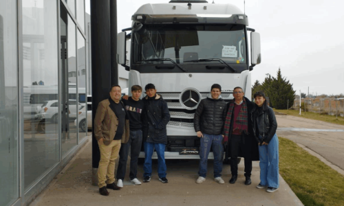 TruckCionar Futuro ya está en marcha_Mercedes-Benz Camiones y Buses inicia la tercera edición de su programa de formación para jóvenes (2)