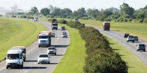 Reclamo-por-el-estado-de-la-autopista