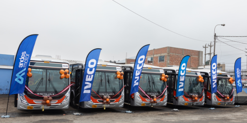 IVECO-BUS-exporta-a-Perú