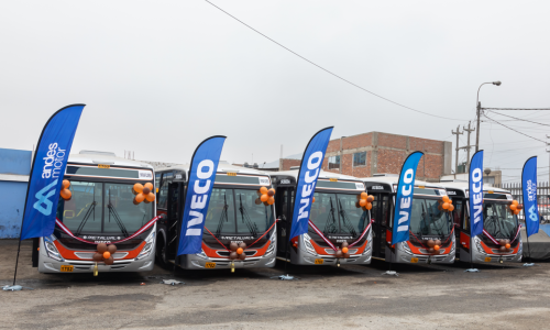 IVECO-BUS-exporta-a-Perú