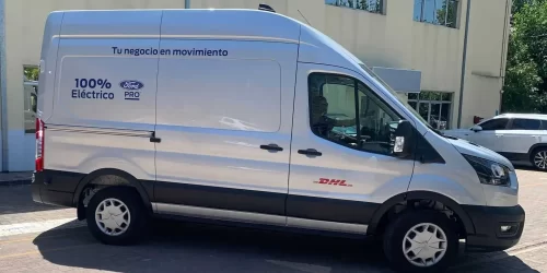 E-TRANSIT-ya-rueda-por-calles-argentinas