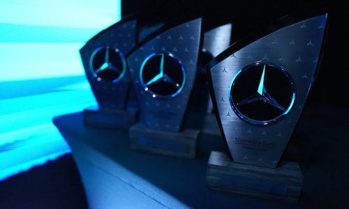 Mercedes-Benz-Camiones-y-Buses-premió-a-su-Red-Comercial