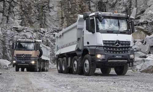 Mercedes entregó los primeros Arocs