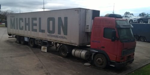 Volvo-FH-“fantasma”-resiste-al-tiempo
